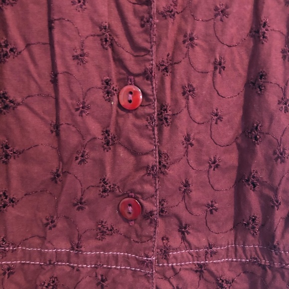 Maroon floral print button down/tie maternity - Picture 4 of 8